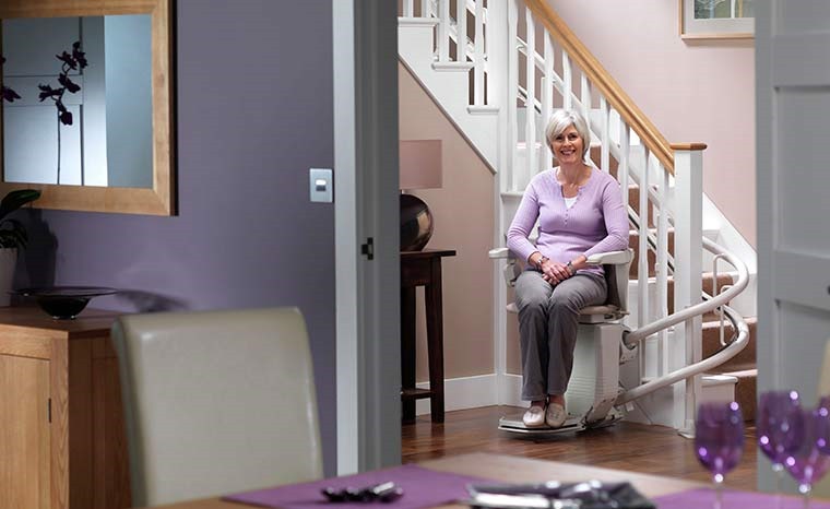 starla-stairlift-for-curved-stairs