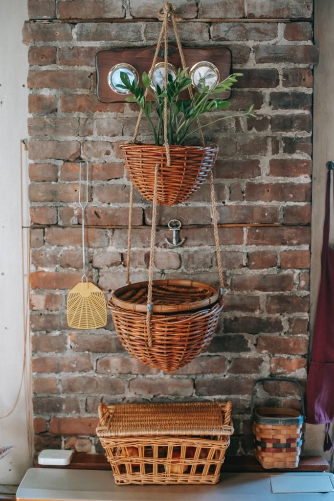 10 steps to creating the perfect hanging basket